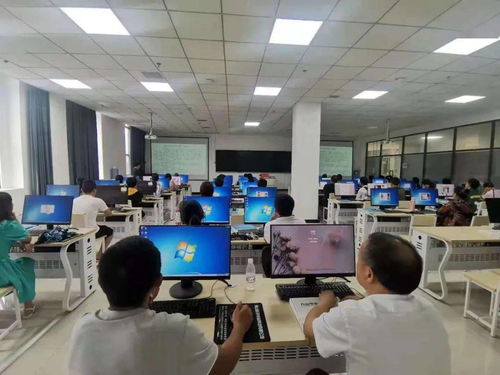 秀山電商技能培訓火熱招生 計算機技術培訓，培訓費食宿費全免